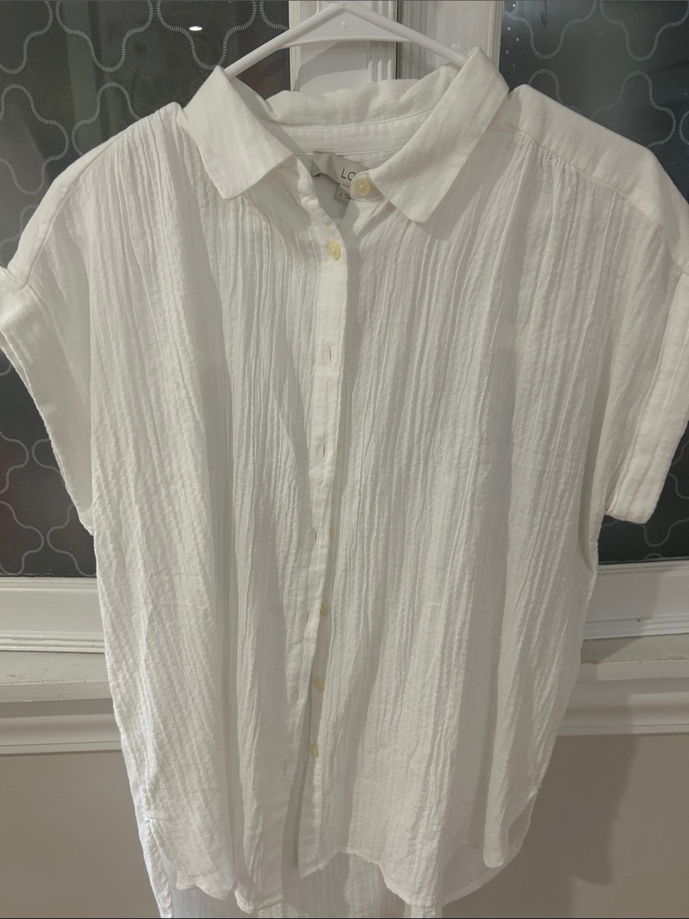 Loft White Crinkle Gauze  Short-Sleeve Button-Up Shirt